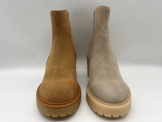 Στρογγυλό επικεφαλής ένα κομμάτι TPR outsole, μπότες φορεμάτων των μαλακών αγελάδων σουέτ γυναικών δέρματος, κανένα ελαστικό σχέδιο φερμουάρ